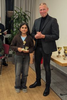 Yasmin Ahmadi, 2. Platz U10 W Stadtmeisterschaft 2024/25