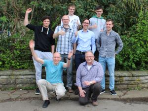 Die Aufstiegsmannschaft von Turm Kleve I: Vorne: Michel van Leeuwen, Thomas Verfürth; Mitte: Justus Wiegersma, Wilfried Krebbers, Thorsten Brandt, Jasper Bons; Hinten: Kevin Verfürth, Benjamin Melde. Es fehlen Pieter Verhoef und Rembrandt Bruil